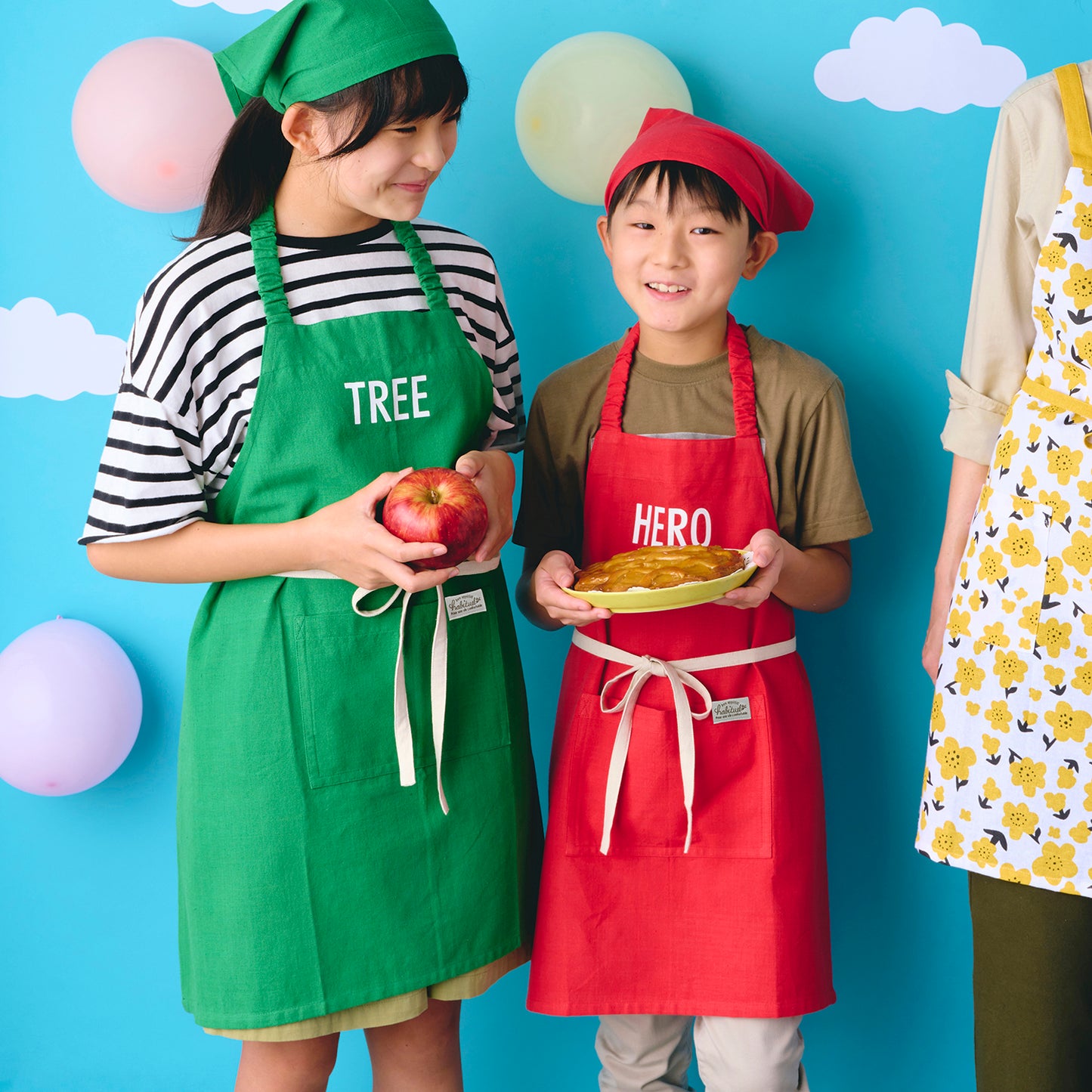 アビチュアル バンダナ・巾着付きキッズエプロンセット Lサイズ(130~150cm) ノート オレンジ