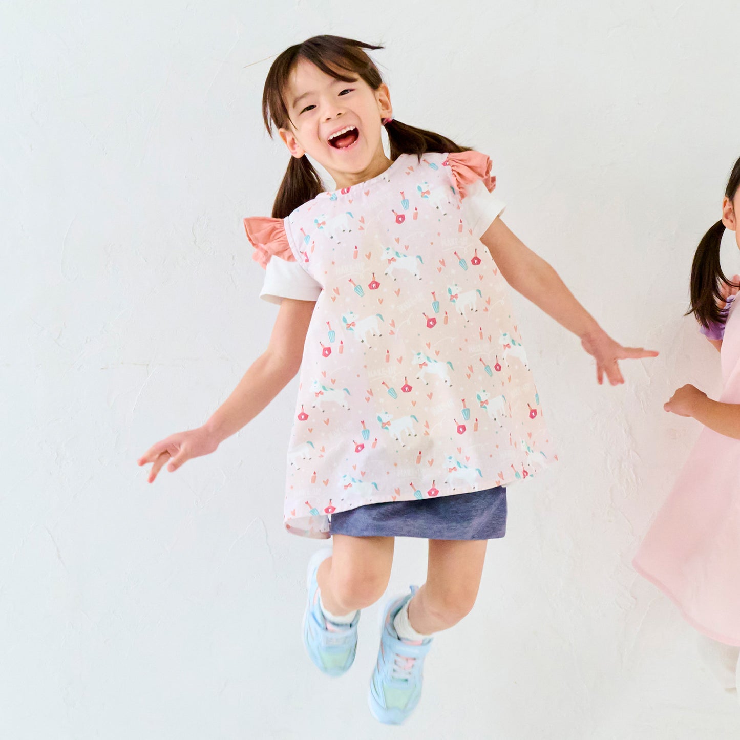 アビチュアル フリルキッズエプロン Mサイズ（100～130cm）ユニコーン／ラベンダー【2026年SS新作】